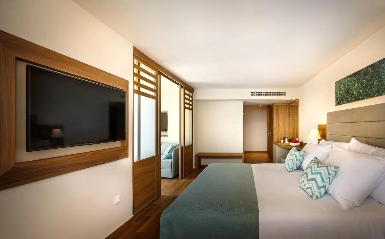 Valamar Bellevue Resort 라벡 호텔
